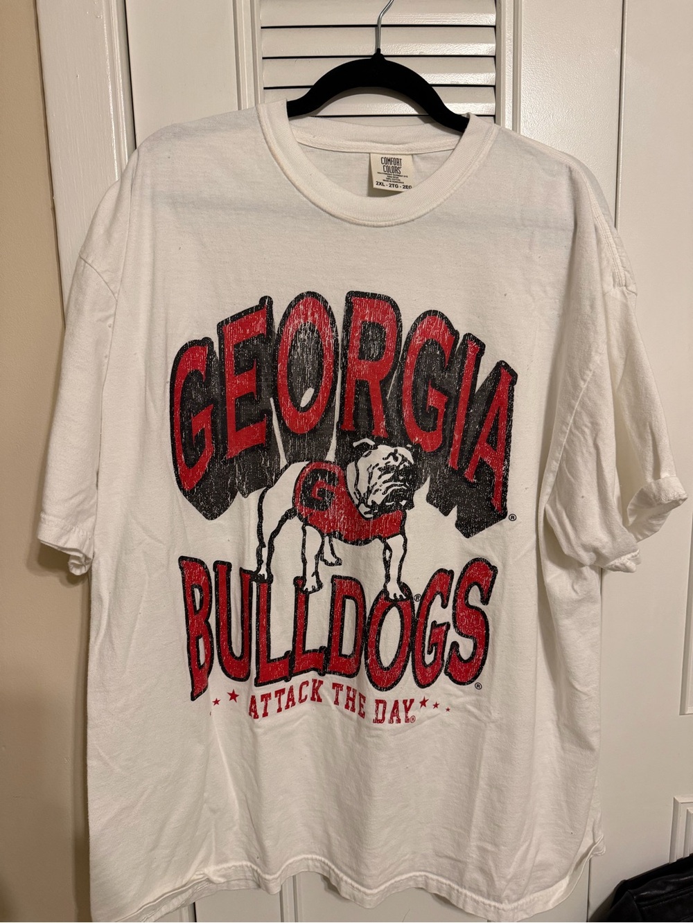 Comfort Colors White & Red Georgia Bulldogs Dog Graphic Tee